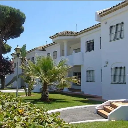 La Barrosa Apartment *
